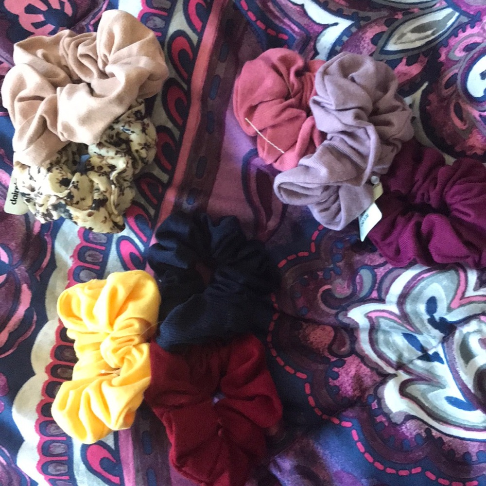 Scrunches